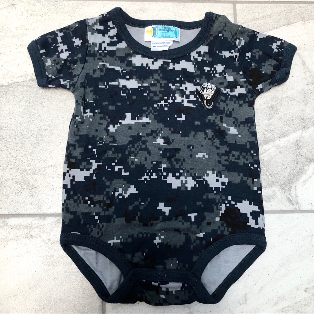 🛳 TINY TROOPER NAVY ONSIE